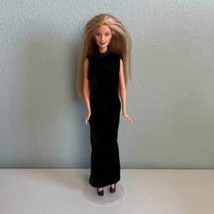 1999 Mattel Barbie in Black Velvet Evening Gown